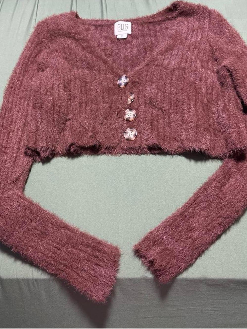 Cropped burgundy sweater
